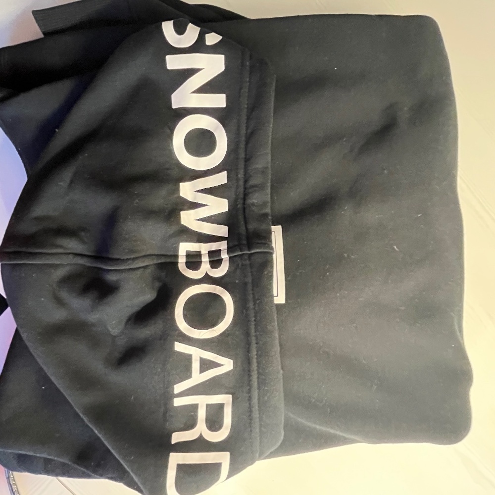 DC Snowboarding sweatshirt